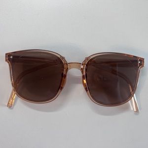 Brand new fordable sunglasses